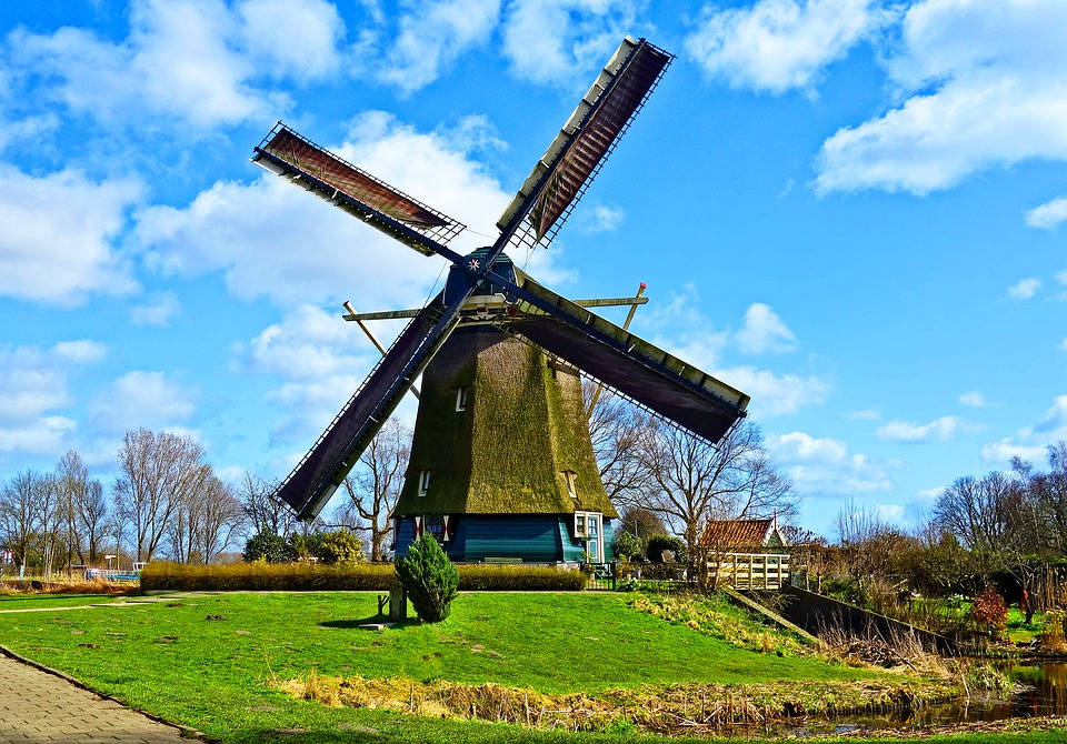 O jakie ulgi podatkowe warto się starać, dokonując rozliczenia z Holandii?
