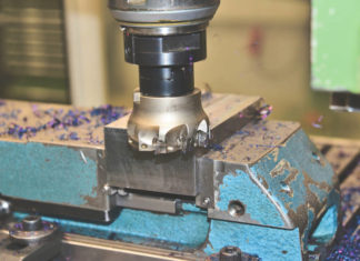 Kurs CNC – czy warto? Kurs CNC – czy warto?