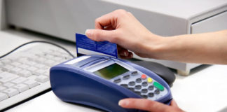 Terminale płatnicze z korzyścią dla przedsiębiorców i konsumentów