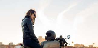 Damskie kurtki motocyklowe – o czym pamiętać podczas zakupów?