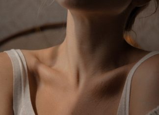 Ból szyi – przyczyny i leczenie