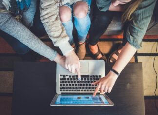 Zakupy online – wygoda czy konieczność? zakupy online