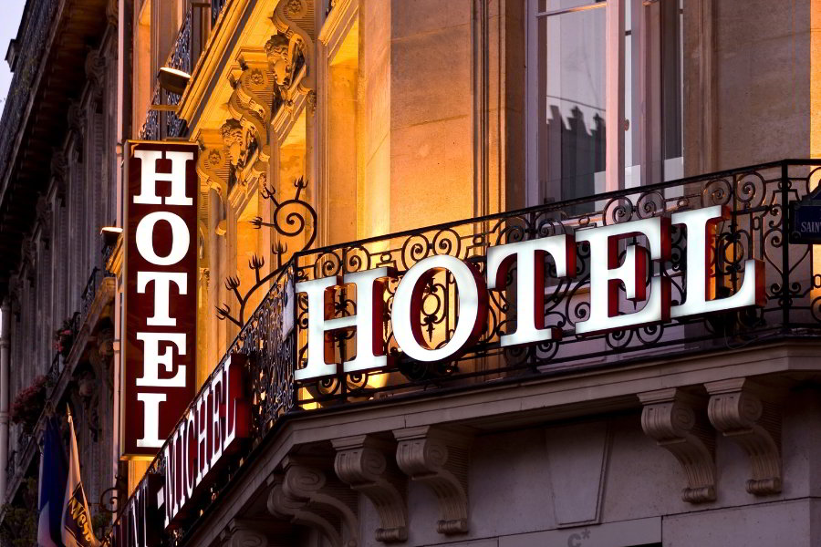 Jakie pytania warto zadać przed rezerwacją hotelu? Jakie pytania warto zadać przed rezerwacją hotelu?