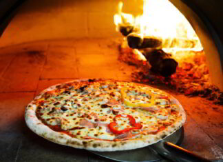 Chcesz zjeść pizzę w Zakopanem? Spróbuj tej góralskiej!